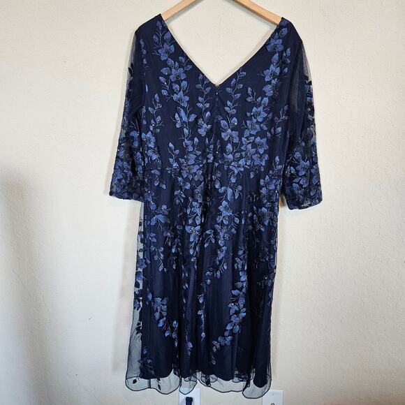 Alex Evenings Floral Embroidered Midi Dress V Neckline Navy Blue  Plus Size 16 - Picture 2 of 12